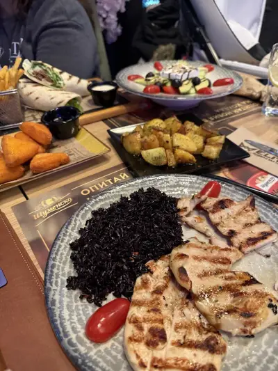 Elite Hookah, Bar & Dinner