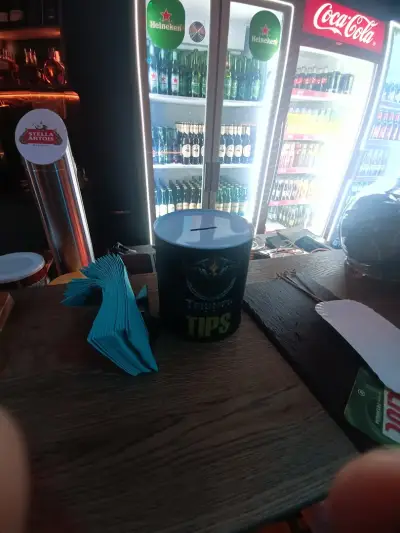 Triumph Bar