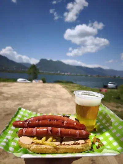 BANGIN' SUMMER BAR AND FOOD