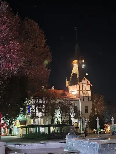 Сцена "Тортата"