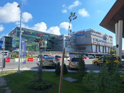 Grand Mall Parking