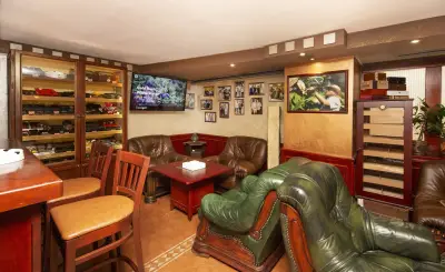 BEST CIGARS Lounge & Shop