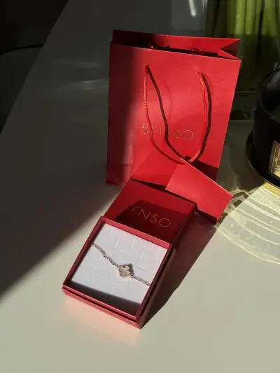 Reds Fashion Jewelry and Watches