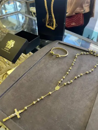 Aga Reis Gold
