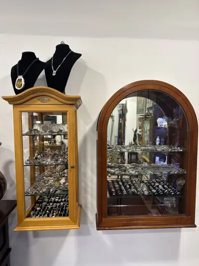 ANTIQUES Антикварен магазин
