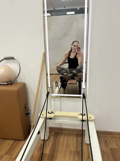 Ashley Shapes Atelier