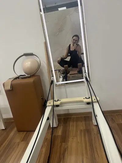 Ashley Shapes Atelier