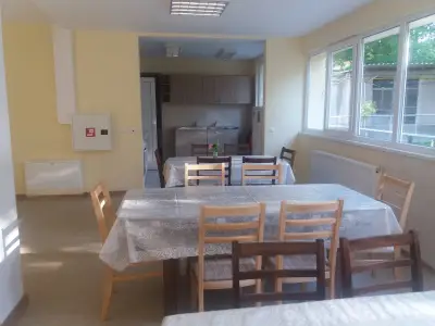 Комплекс социални услуги - Дневен център за лица с увреждания, гр. Казанлък, ул. „Маньо Стайнов“ 11