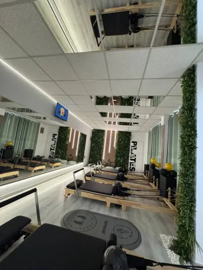 GR Pilates Reformer