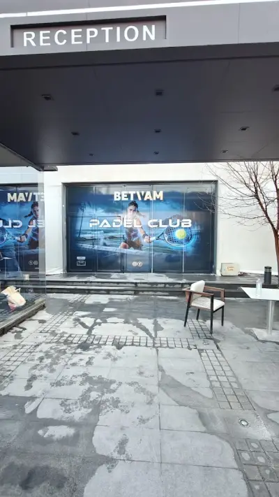 BETVAM Padel Club Varna / БЕТВАМ Падел Клуб Варна