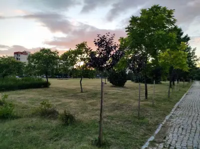 Ротари парк централен вход