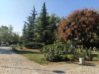 Ротари парк централен вход