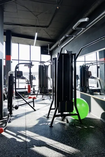 POWER’S GYM FITNESS