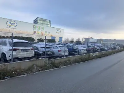 airPARKcar - Паркинг до Летище София