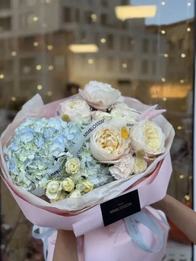 Цветарски магазин MAKE ME BLOSSOM