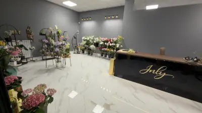Inly Boutique Flowers & Gifts