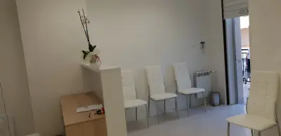 Дентална Клиника "Д-р Дойчинова"