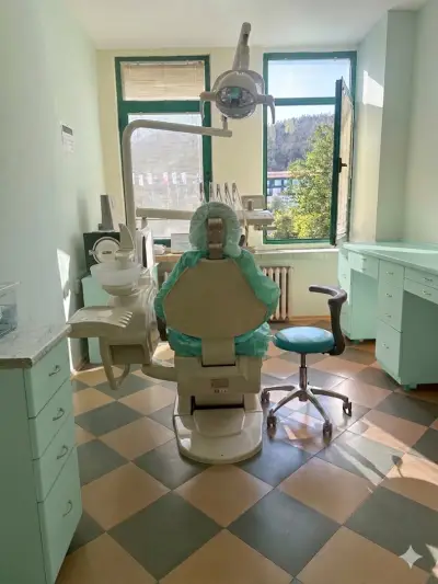 EC Dental - дентален кабинет- д-р али гюроглу | д-р мирей асфура