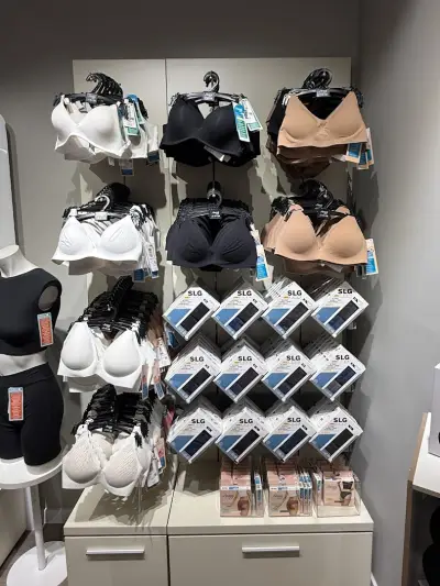 Триумф West Mall Люлин- original monobrand store
