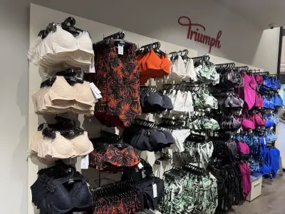 Триумф West Mall Люлин- original monobrand store