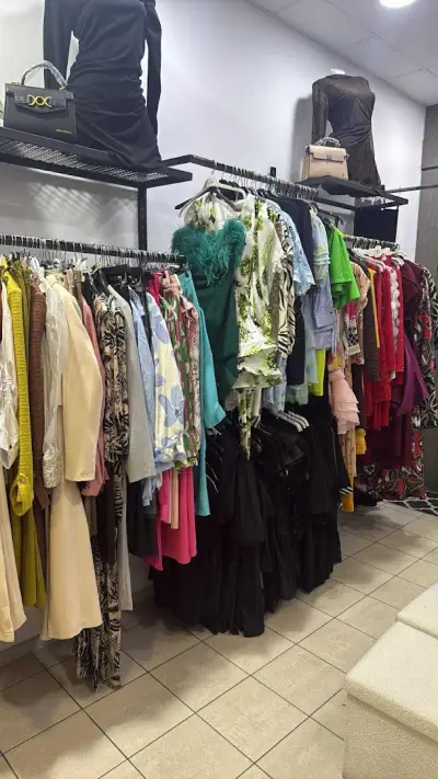 Secrets Clothing Shop – Дамски и Мъжки Дрехи