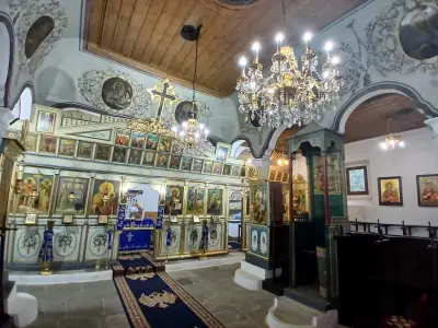 Храм „Успение Богородично“