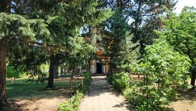 Казанлъшки манастир "Въведение Богородично"