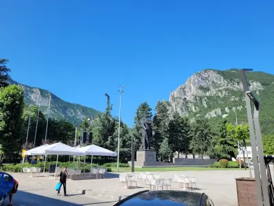 Паметник Христо Ботев