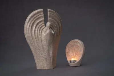 Pulvis Art Urns