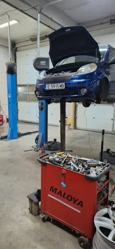 Автосервиз Автодиагностика Пполиране на фарове Елеганс