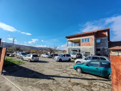 Garage - X Автосервиз на самообслужване
