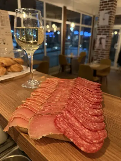 Lulu Cafe