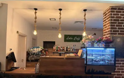 Lulu Cafe