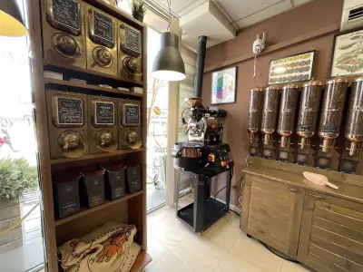Aroma coffee house
