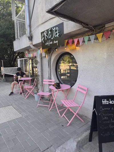 Freya Coffee Shop