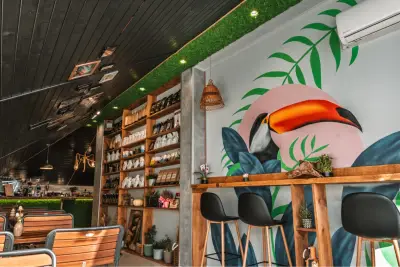 Social Coffee & Bakery