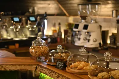 Social Coffee & Bakery