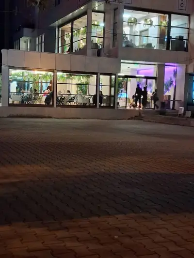 Кафе Каризма Асеновец
