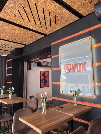 Vox Cafeteria & Cocktails