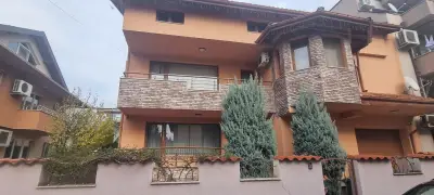 Arlika Property