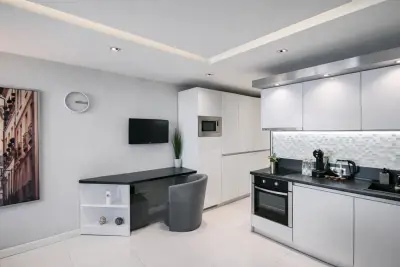 N9 Studentski Loft - Cozy Apt with Private Parking