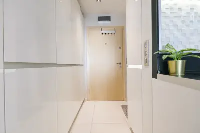 N9 Studentski Loft - Cozy Apt with Private Parking