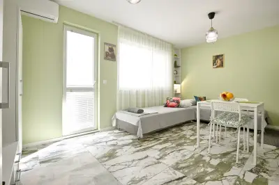 HomeRentalsVarna