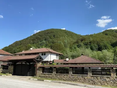 Къща за гости Лъките (Lakite guest house)