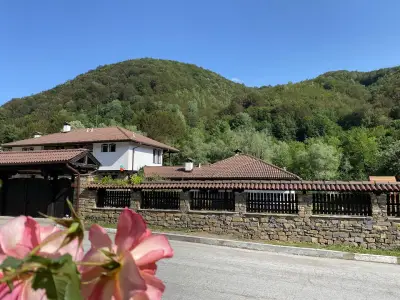 Къща за гости Лъките (Lakite guest house)