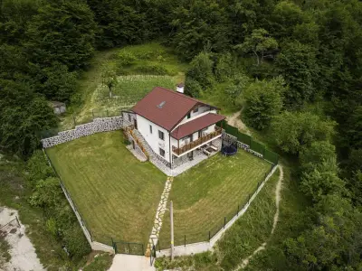 Къща за гости Крис