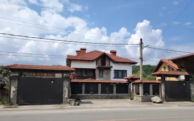Къща за гости Бащин дом