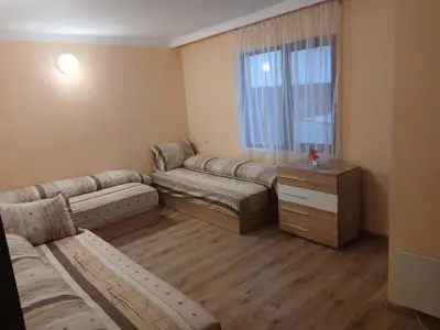 Къща за гости Мони
