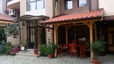 Хотел Меланж