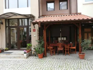 Хотел Меланж